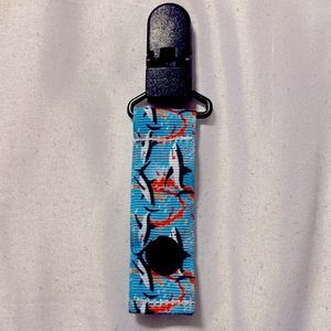 Shark tubie IV feeding oxygen tube clip